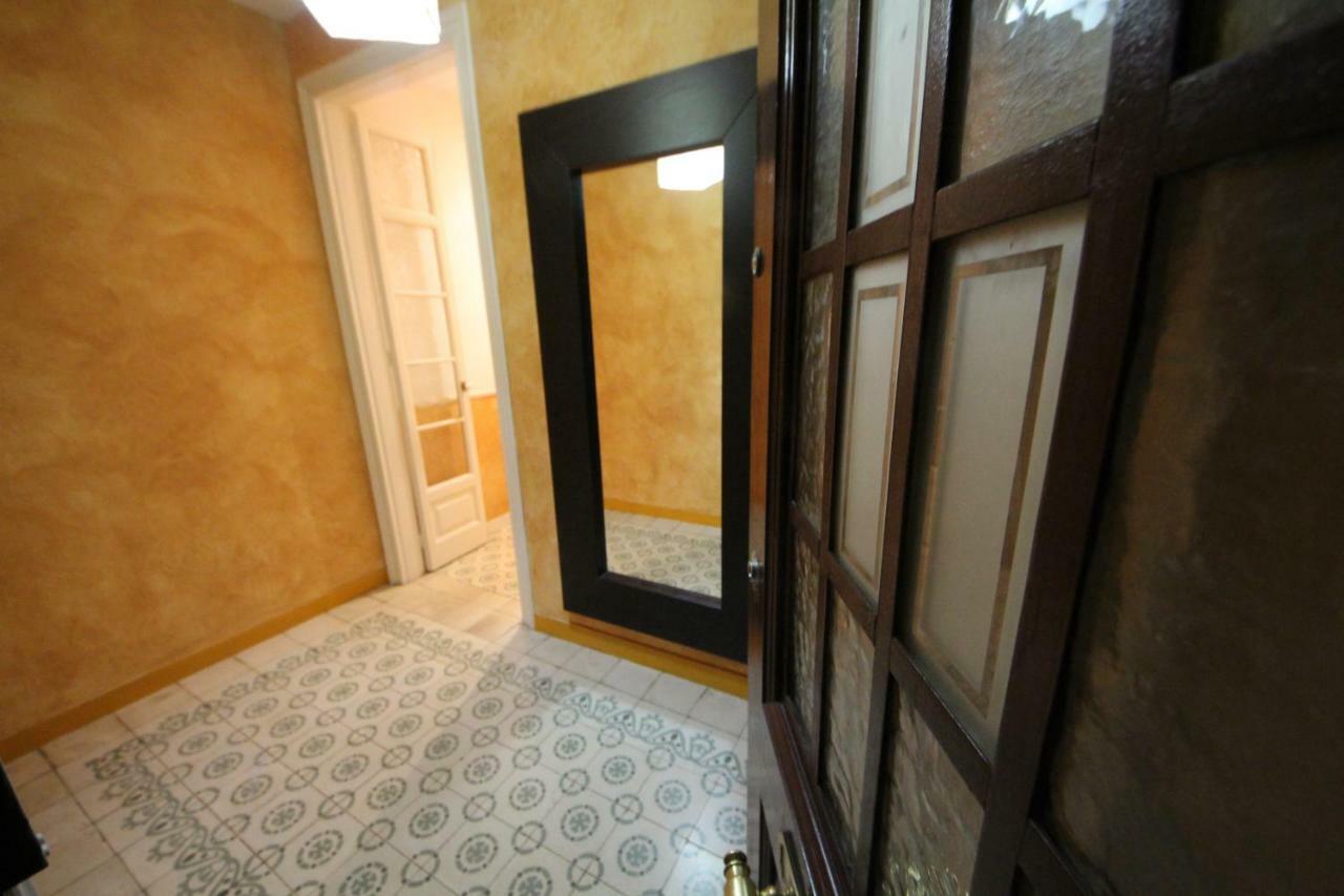 Plaza Espana Central Apartment Барселона Екстериор снимка
